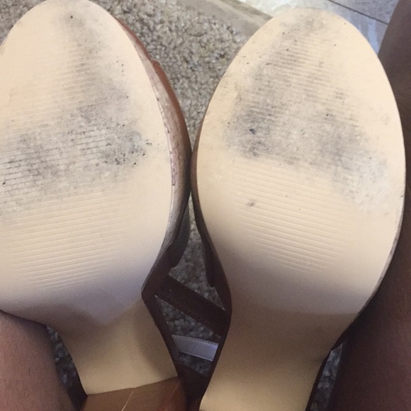 Peep toe platform heels - Picture 4 of 4